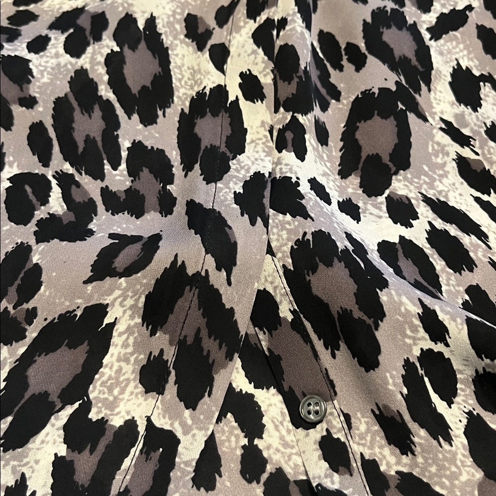 NWOT JOIE Hanelle 100% silk leopard print long sleeve button down blouse small - Picture 7 of 10